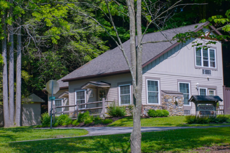 Accommodations at Glen Iris Inn - Letchworth, NY